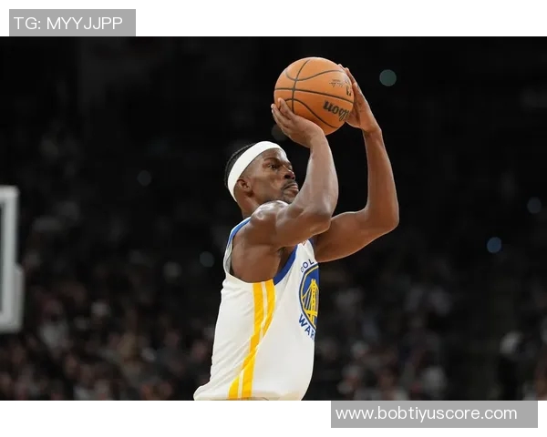 鲍威尔承认失误未能执行战术直言跑入阿德巴约的防守区域 鲍威尔承认失误未能执行战术直言跑入阿德巴约的防守区域