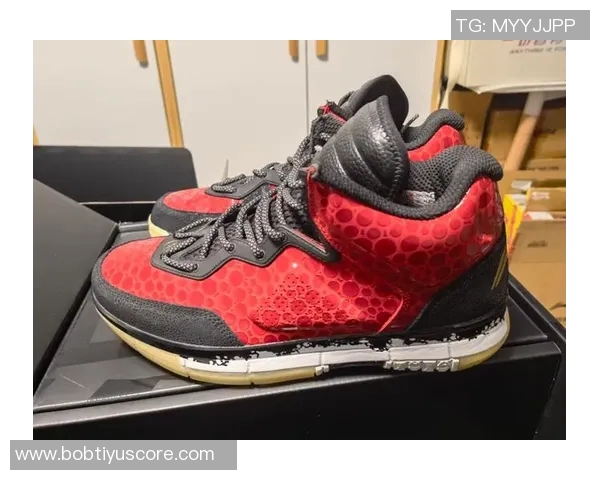 库里首次穿上李宁韦德之道1魔鬼鱼入场引发热议 库里首次穿上李宁韦德之道1魔鬼鱼入场引发热议