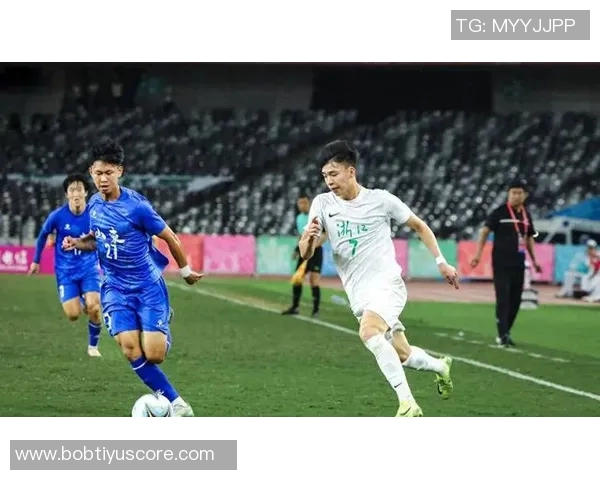 杨皓宇闪耀全场打入关键进球助山东U20队顺利晋级赛事