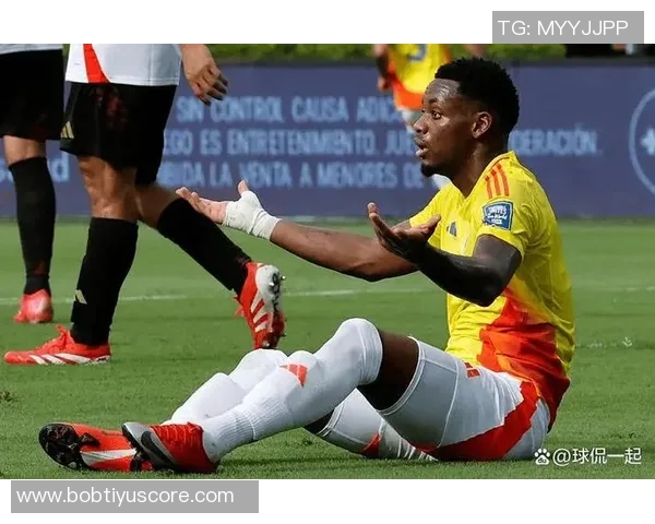 德媒报道杜兰维尔或将一月租借离开多特蒙德寻求更多出场机会